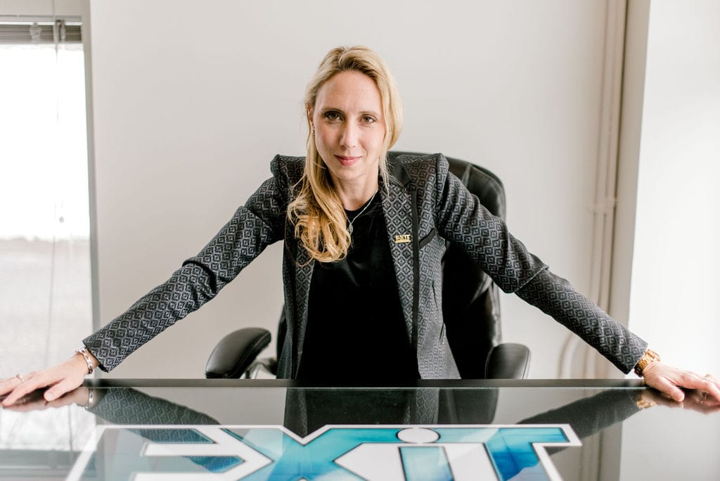 From Luxury Listings to Homeownership Hacks: Kate Hoekstra Joins Breaking Bank as Co-Contributing Author